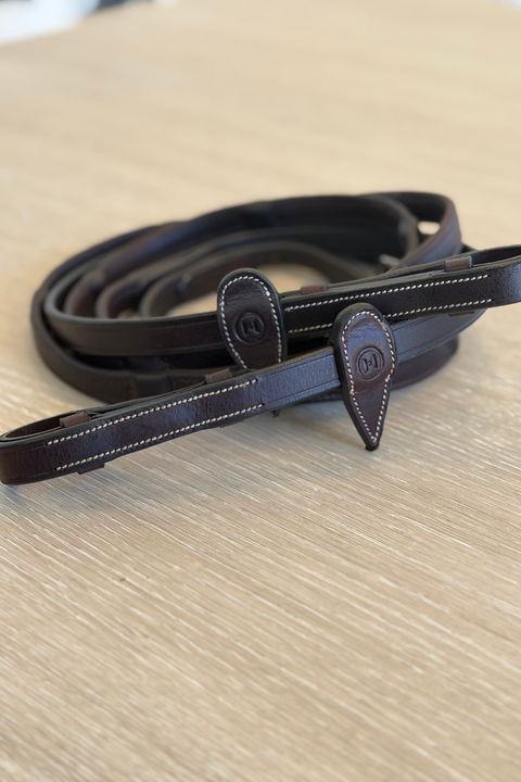 Soft Notched Leather Reins - Plain flat - Cream Stitch