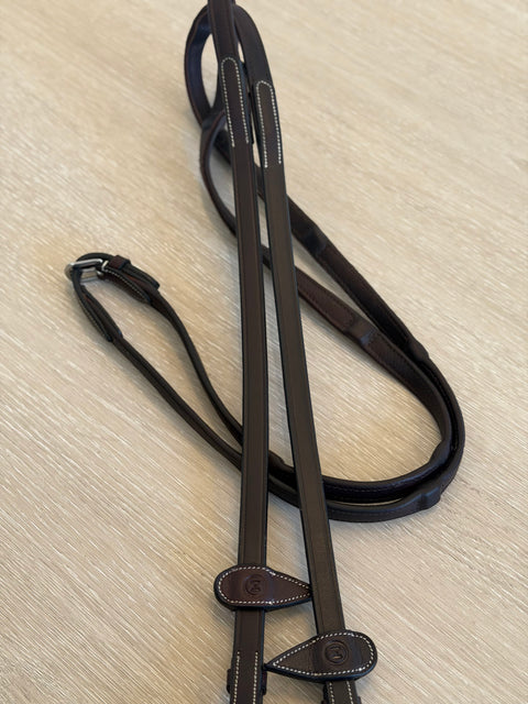 Soft Notched Leather Reins - Plain flat - Cream Stitch